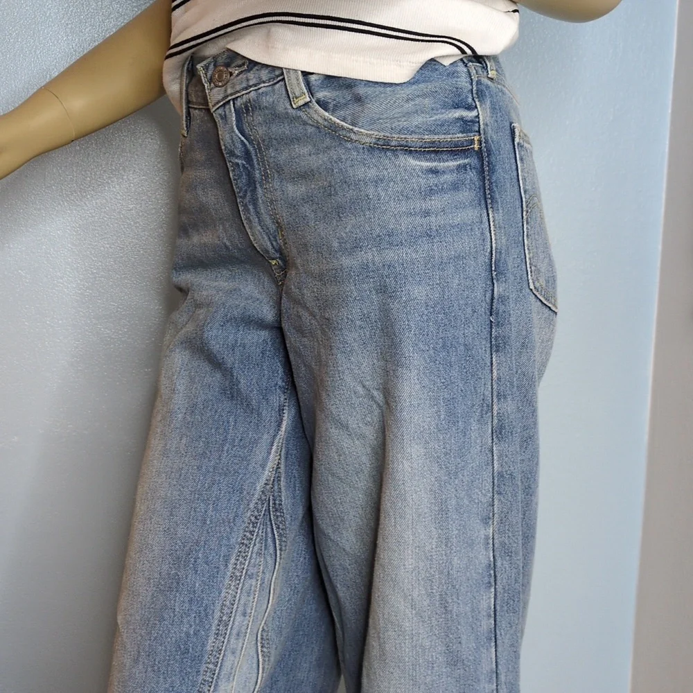 Levi's 94 Extra Wide Leg Baggy Jeans - Picture 5 of 10